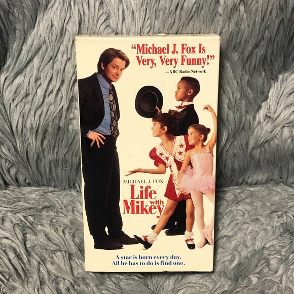 Life With Mikey (VHS, 1993) Michael J Fox Cyndi Lauper - Picture 1 of 4